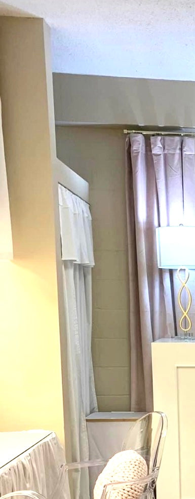 The “Closet Curtain” with valance