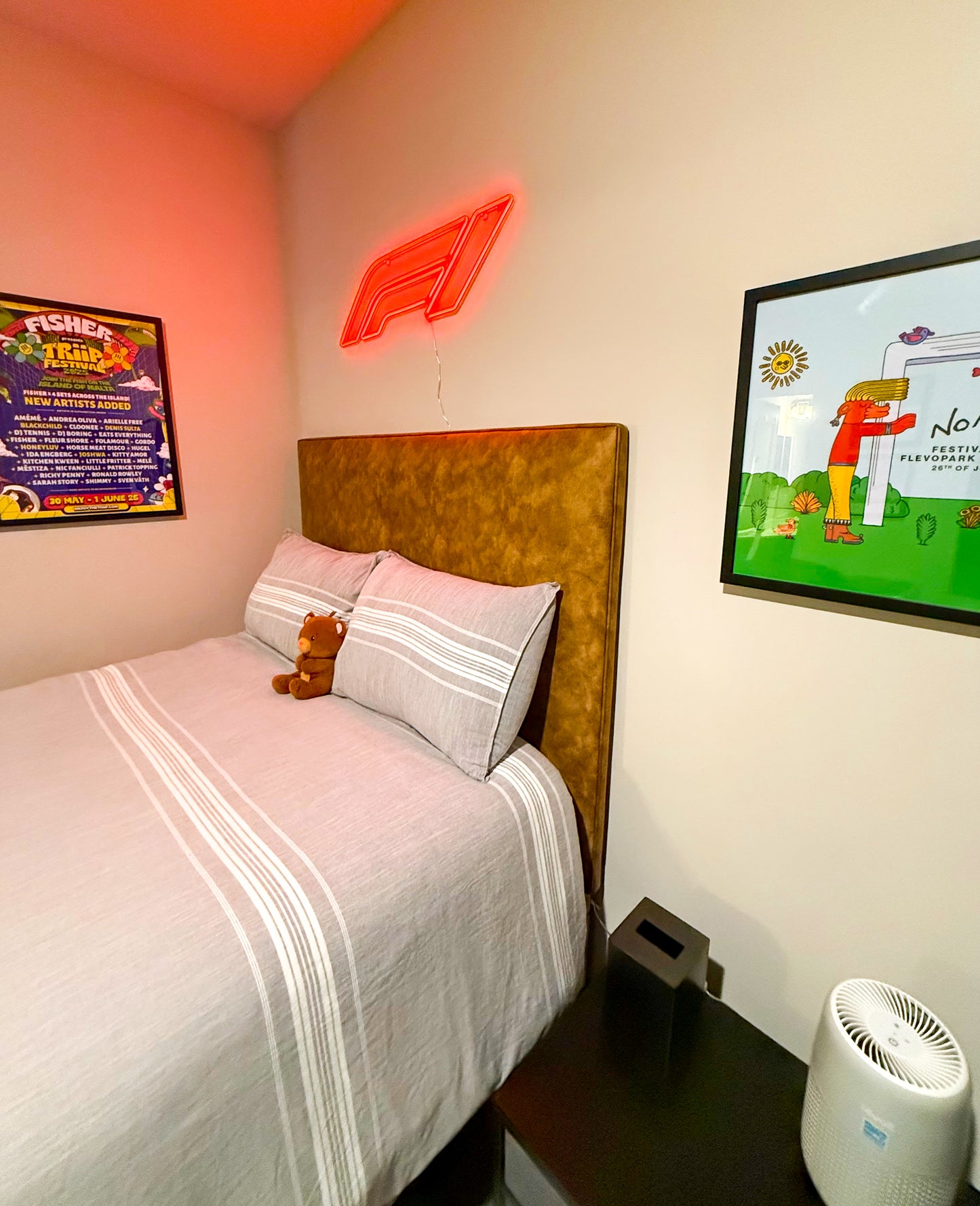 The “Graham” Full Size Headboard